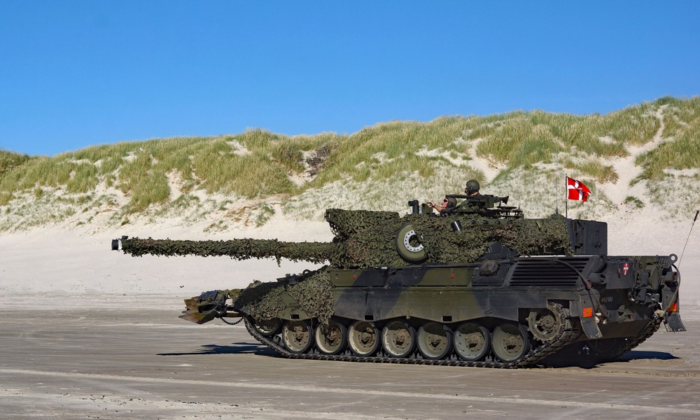 Hvem forsvarer demokratiet? Magt og legitimitet i dansk forsvars- og sikkerhedspolitik – livestream med Kristian Søby Kristensen