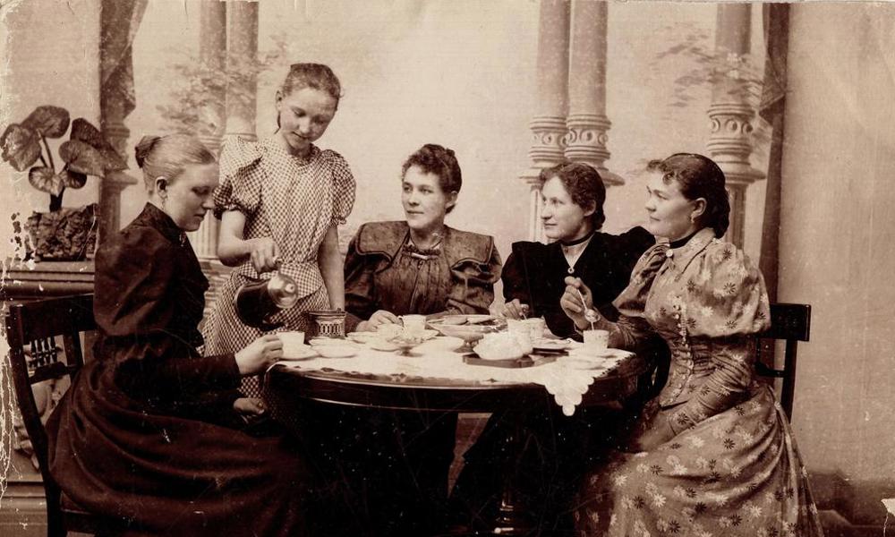 Kvinderne i kilderne – vejen til den spændende familiehistorie